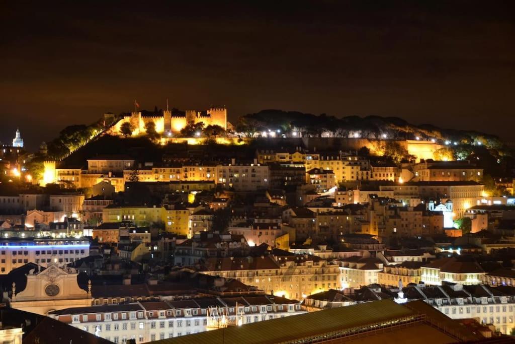 Apartment Windows Of Bica-great View Over River Lissabon